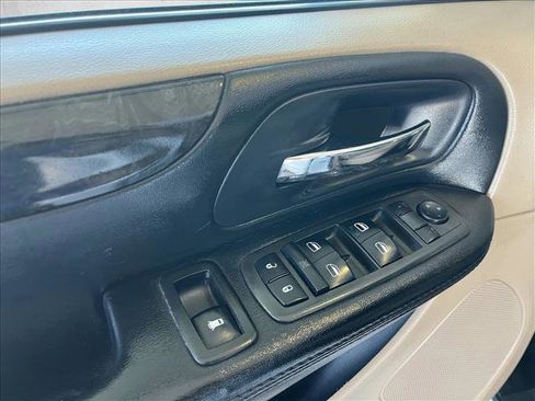 Used 2014 Dodge Grand Caravan SE w/ Quick Order Package 29E SE image 16