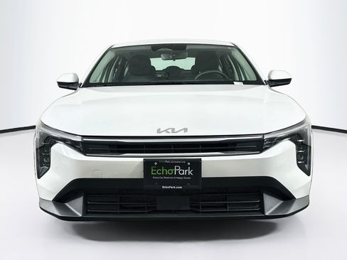 Used 2025 Kia K4 FWD image 2