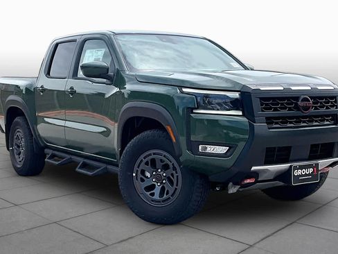 New 2026 Nissan Frontier PRO-4X w/ Tow Package AWD/4WD image 2