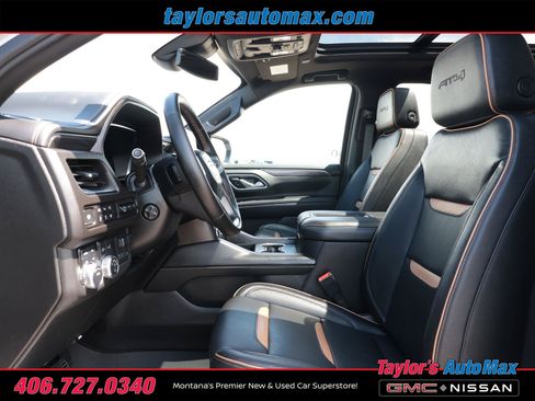Used 2024 GMC Yukon AT4 w/ Technology Package AWD/4WD image 5