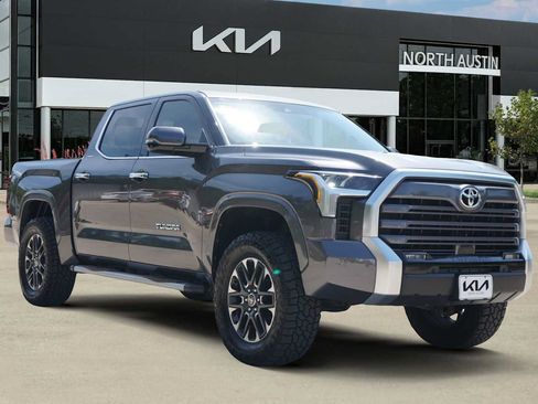 Used 2022 Toyota Tundra Limited RWD image 7