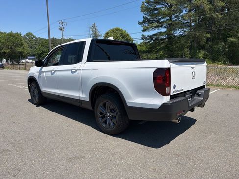 Certified 2023 Honda Ridgeline Sport image 7