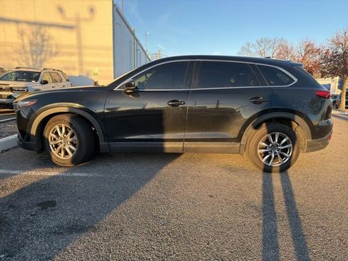 Used 2019 MAZDA CX-9 Touring w/ Touring Premium Package image 5