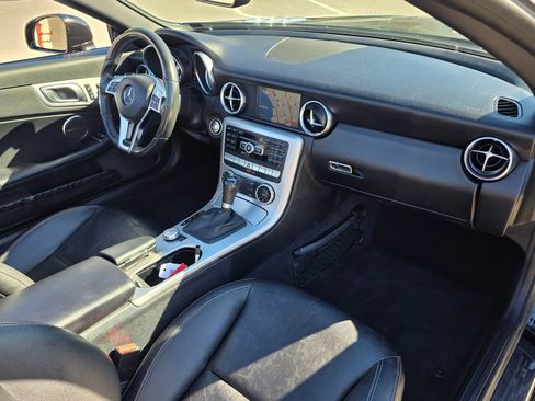 Used 2013 Mercedes-Benz SLK 250 w/ Premium I Pkg image 9