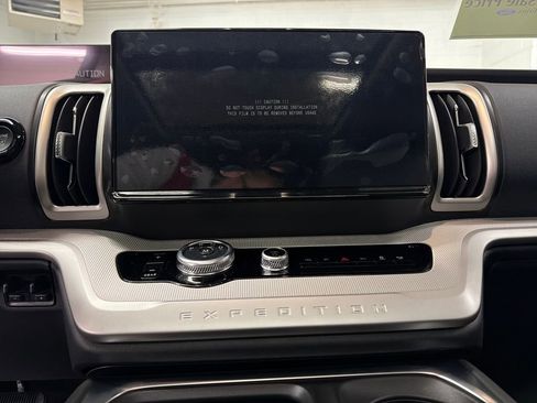 New 2025 Ford Expedition Max Active image 20