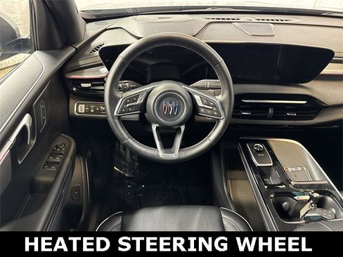 Certified 2025 Buick Enclave Preferred image 15