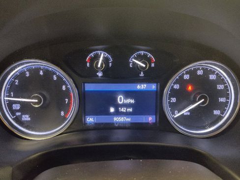 Used 2021 Buick Enclave Essence w/ Sport Touring Edition FWD image 23