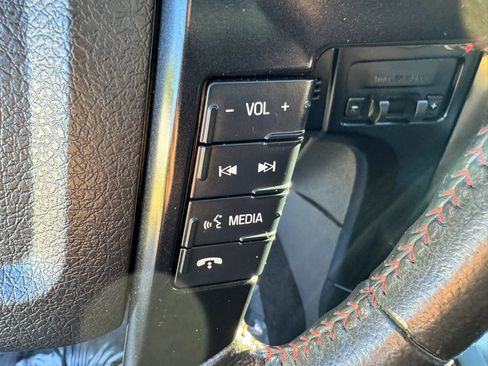 Used 2014 Ford F150 FX4 w/ Equipment Group 402A Luxury AWD/4WD image 17