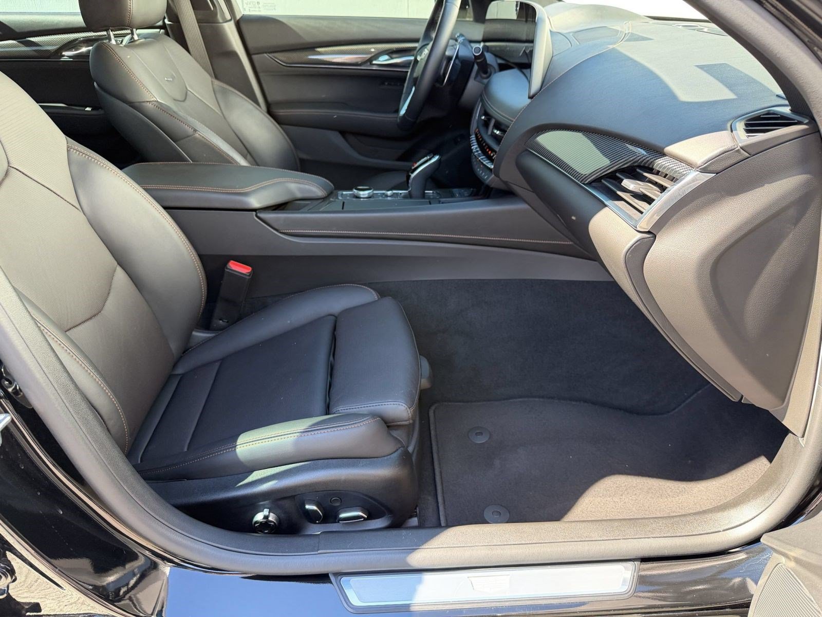 Used 2025 Cadillac CT5 Sport w/ Technology Package RWD image 24