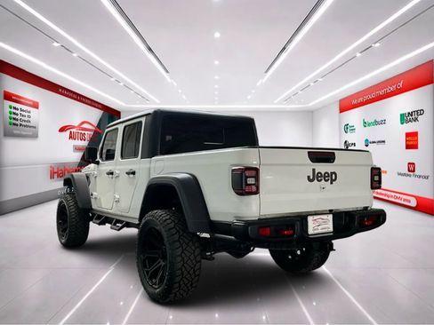 Used 2021 Jeep Gladiator Rubicon w/ Uconnect 4C Nav & Sound Group AWD/4WD image 6