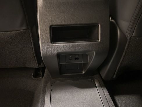 New 2025 Mitsubishi Outlander SE image 22