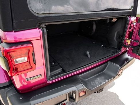 Used 2021 Jeep Wrangler Unlimited Rubicon AWD/4WD image 59