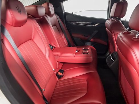 Used 2022 Maserati Ghibli Modena Q4 image 31