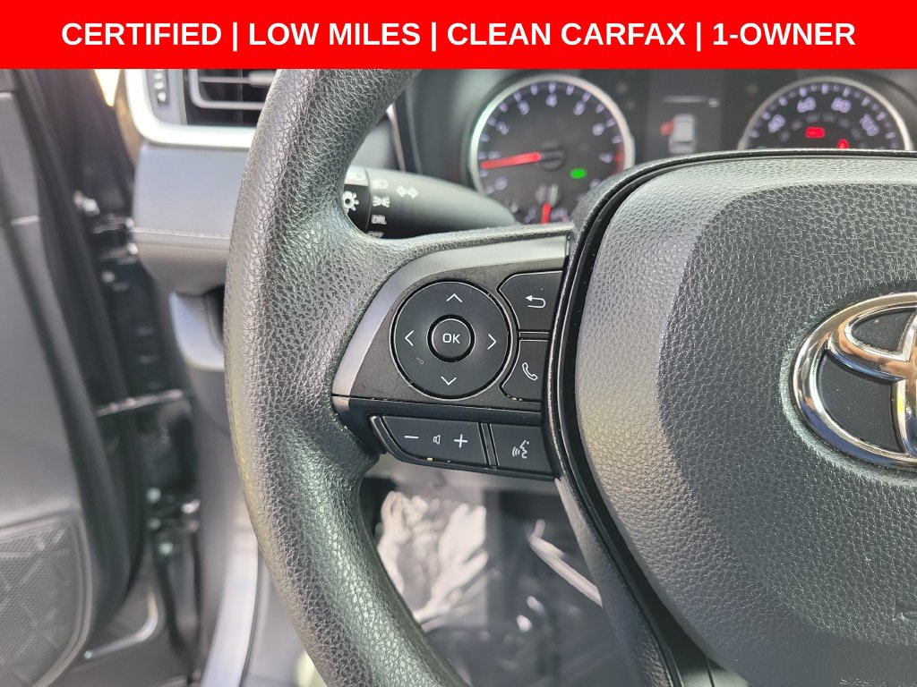 Used 2022 Toyota RAV4 LE AWD/4WD image 26
