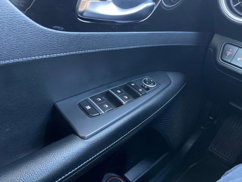 Used 2019 Kia Forte EX image 33