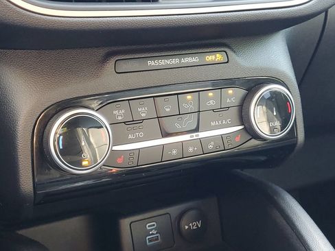 Certified 2022 Ford Escape SEL AWD/4WD image 30