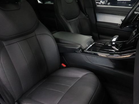 Used 2024 Land Rover Range Rover Sport Dynamic SE AWD/4WD image 25