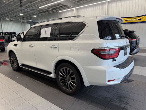 Used 2024 Nissan Armada Platinum w/ Captain's Chairs Package AWD/4WD image 4