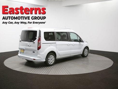 Used 2017 Ford Transit Connect XLT image 40