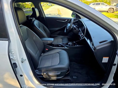 Used 2024 Kia Niro Wind FWD image 28