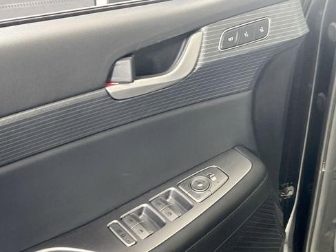 Used 2023 Hyundai Palisade Limited image 18