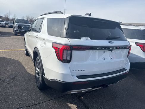 New 2026 Ford Explorer Active w/ Active Comfort Package image 25