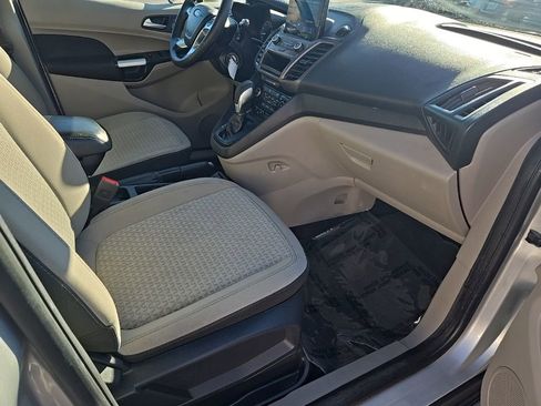 Used 2022 Ford Transit Connect XLT image 27