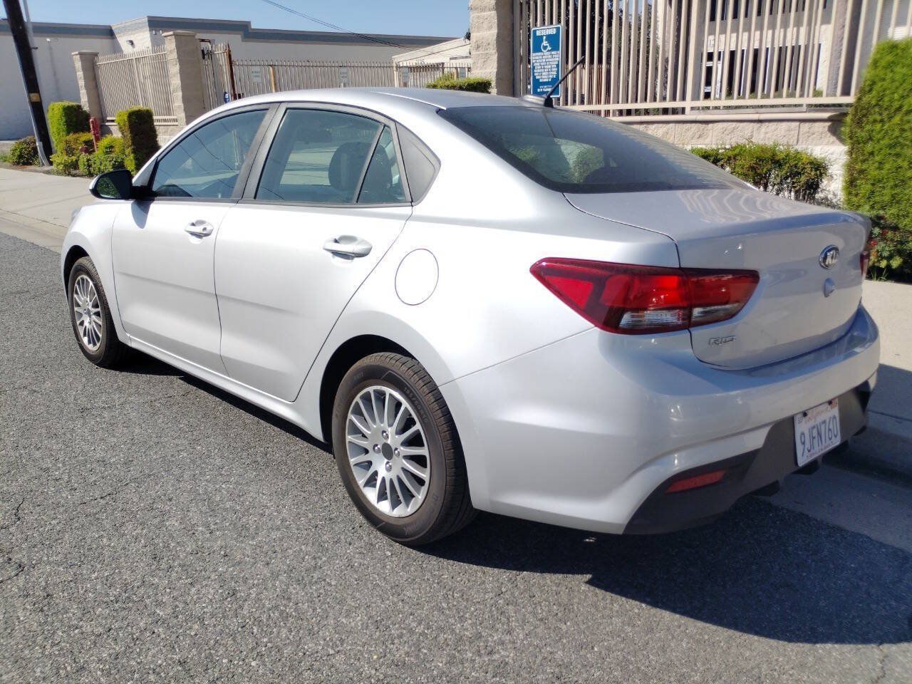 Used 2019 Kia Rio S FWD image 2