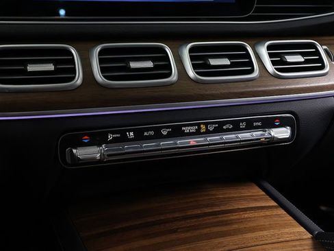 Certified 2026 Mercedes-Benz GLE 350 4MATIC image 25