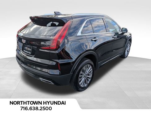 Used 2025 Cadillac XT4 Premium Luxury image 15