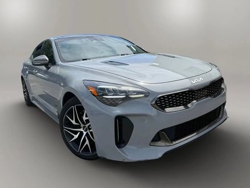 Used 2022 Kia Stinger GT-Line w/ Sun & Sound Package RWD image 3