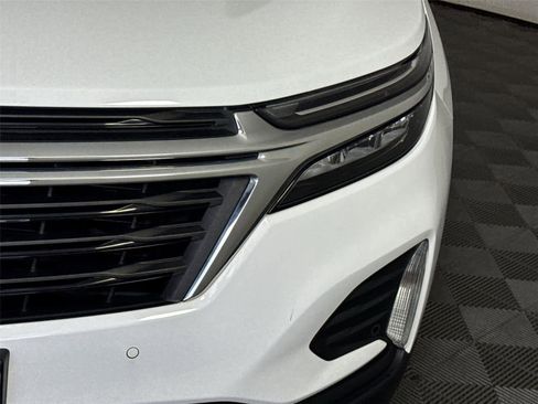 Used 2023 Chevrolet Equinox LT image 9