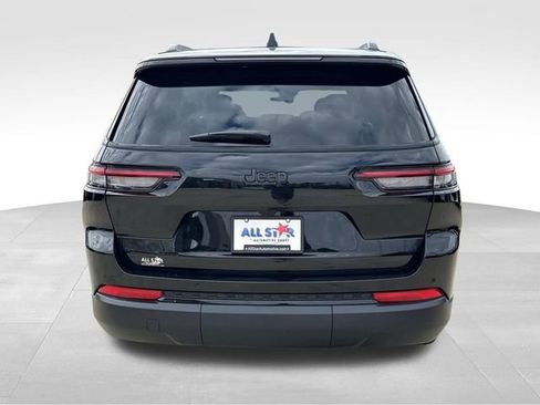 New 2025 Jeep Grand Cherokee L Altitude RWD image 7