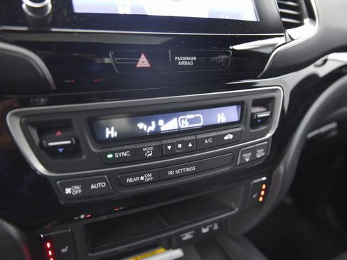 Used 2022 Honda Ridgeline Black Edition image 21