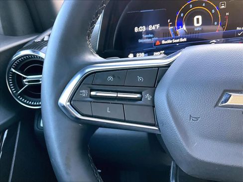 Used 2025 Chevrolet Equinox LT w/ Convenience Package II image 23