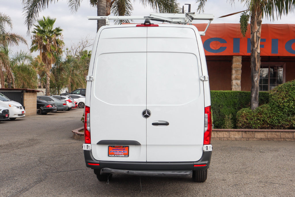 Used 2023 Mercedes-Benz Sprinter 2500 image 7
