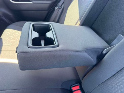 Certified 2025 Toyota RAV4 XLE AWD/4WD image 24