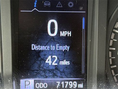 Used 2023 Toyota Tacoma SR image 14