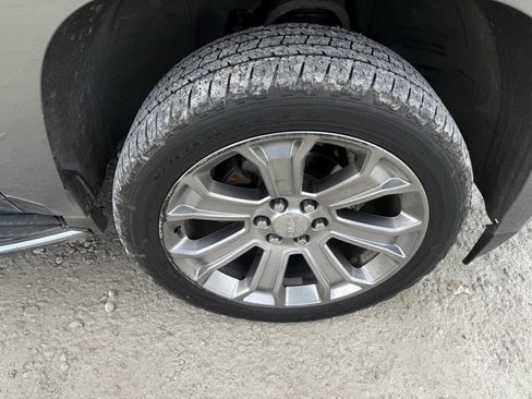 Used 2017 GMC Yukon Denali w/ Open Road Package image 33