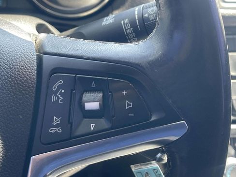 Used 2013 Buick Encore FWD image 19