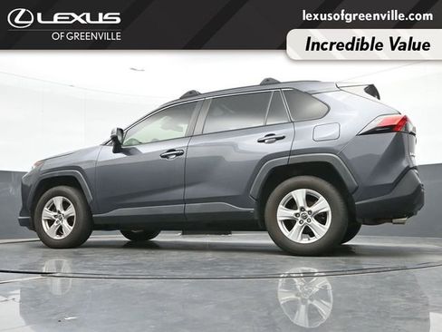 Used 2019 Toyota RAV4 XLE w/ Convenience Package FWD image 38