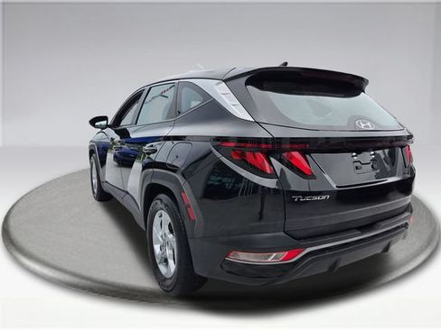 Used 2024 Hyundai Tucson SE FWD image 11