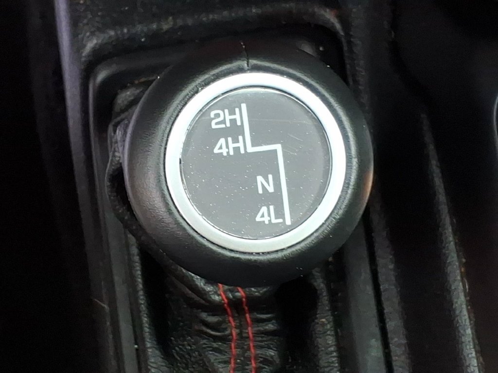 Used 2018 Jeep Wrangler Unlimited Rubicon AWD/4WD image 17