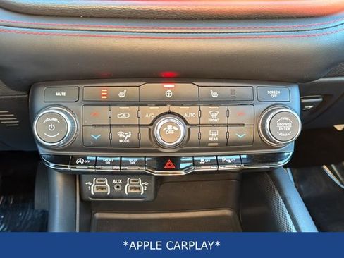 Used 2023 Dodge Durango GT image 15