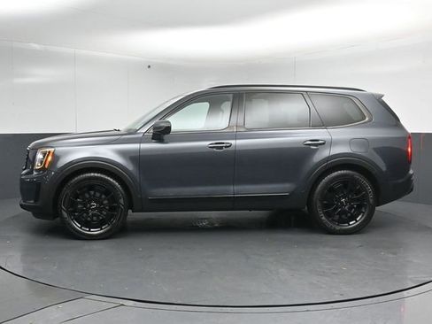 Used 2022 Kia Telluride SX w/ SX Prestige Package image 7