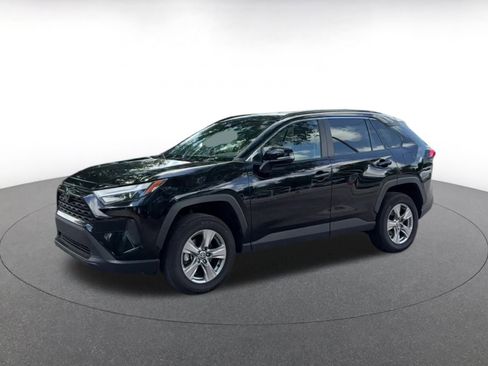 Used 2024 Toyota RAV4 XLE image 8