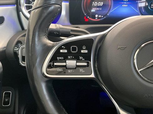 Used 2023 Mercedes-Benz CLA 250 4MATIC image 20