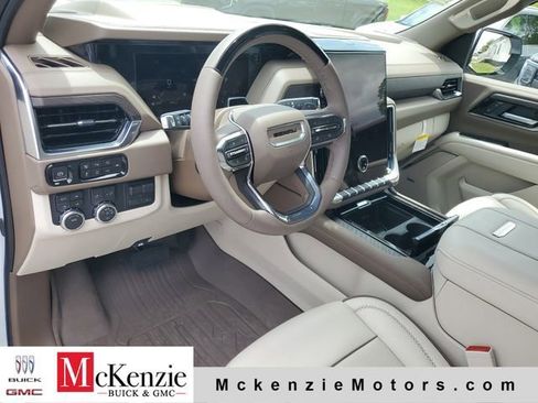 New 2026 GMC Yukon XL Denali w/ Denali Reserve Package AWD/4WD image 6