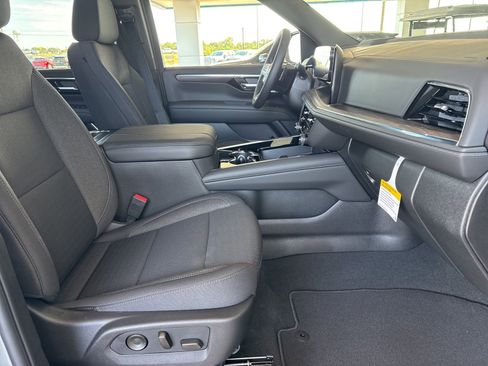 New 2026 Chevrolet Tahoe LS image 15