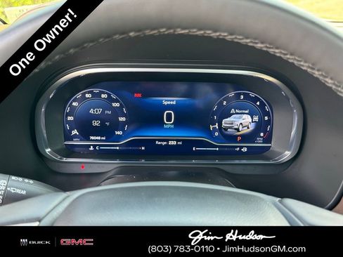 Used 2024 Chevrolet Suburban High Country image 31